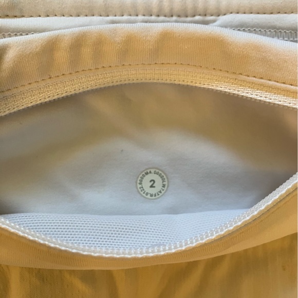 lululemon athletica White Speed Up Running Shorts 2.5” - Picture 5 of 6